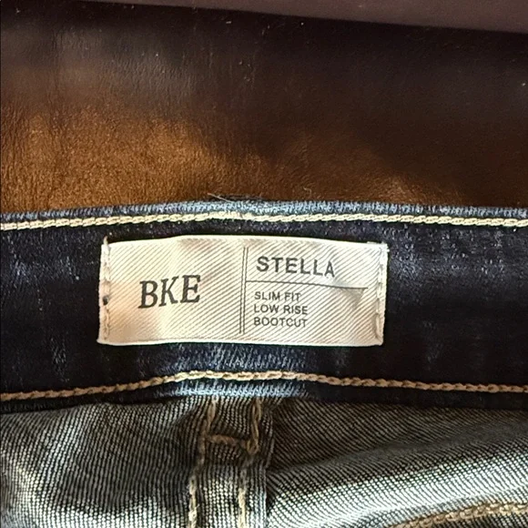 BKE Stella Low Rise Bootcut Jeans - Picture 4 of 5